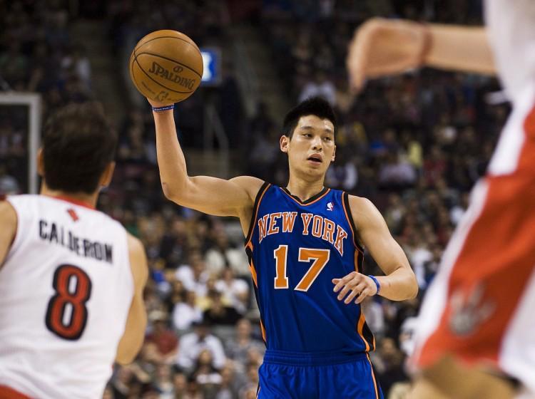 回顾林书豪最高光数据：“林疯狂”38分打服科比 火箭时期砍三双